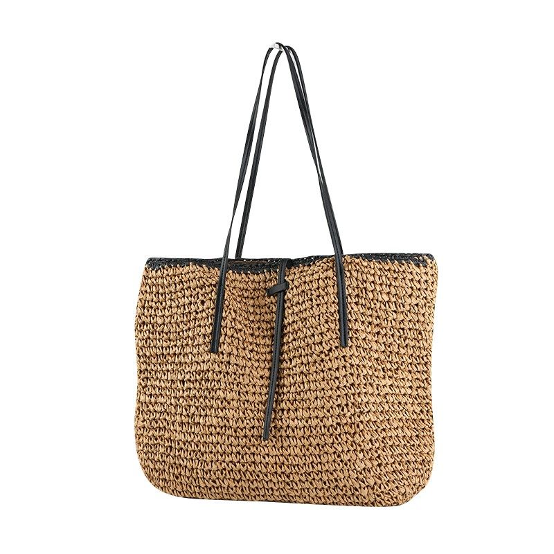 Large capacity shoulder bag
