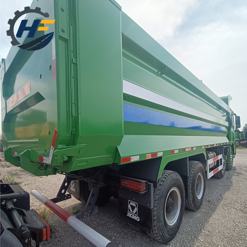 XCMG 430hp 8x4 Camion-benne à benne basculante