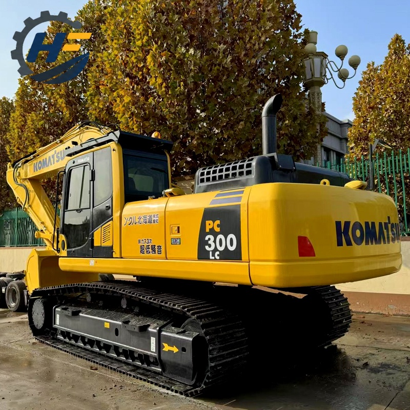 Komatsu PC300/300LC 33 tonnes Pelle hydraulique