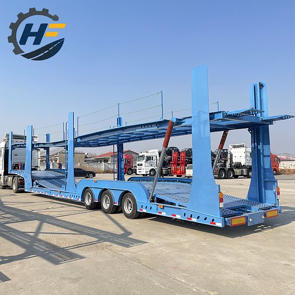 Transporteur de voitures à 3 essieux