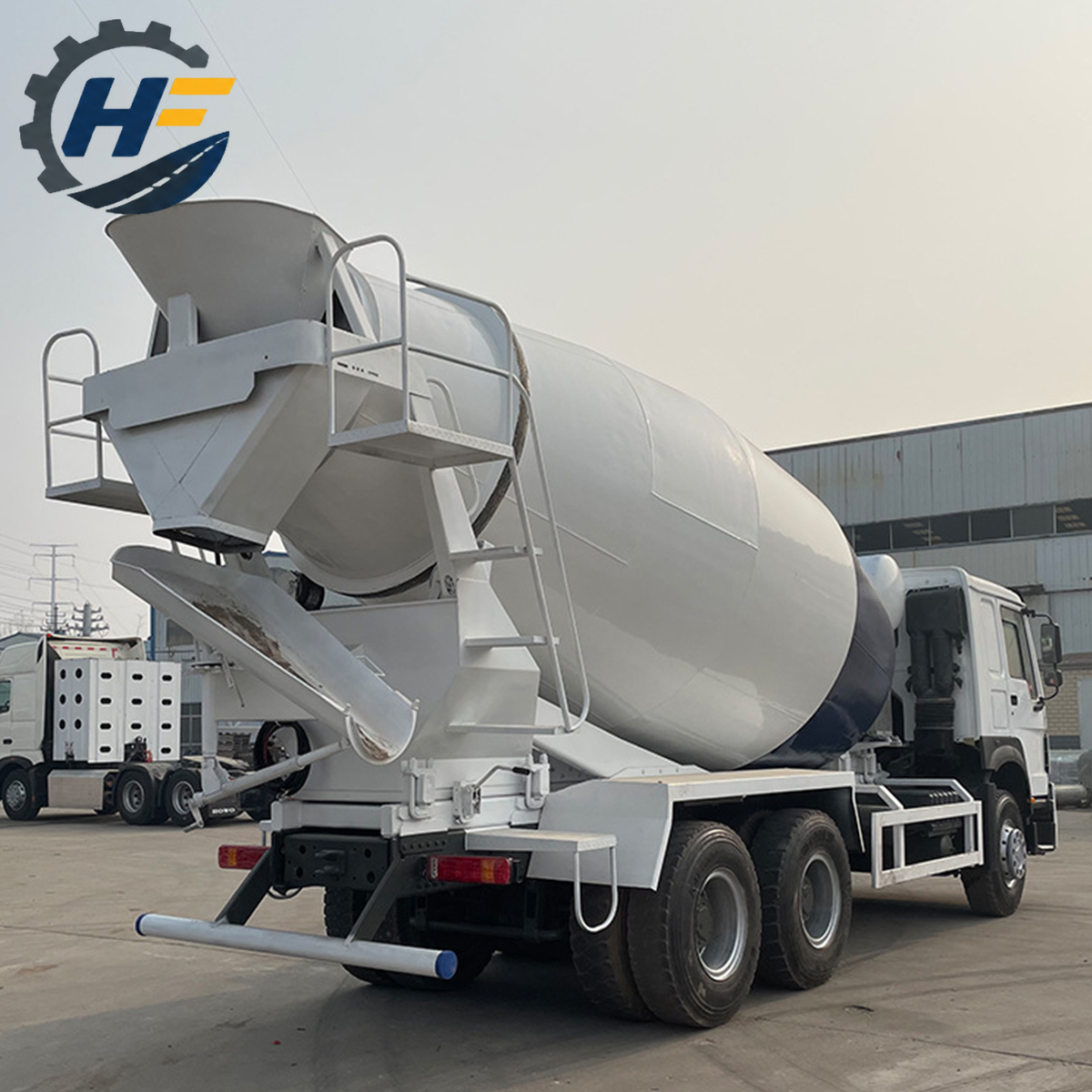 Exportation camion malaxeur à béton Sinotruk Howo 371 6x4