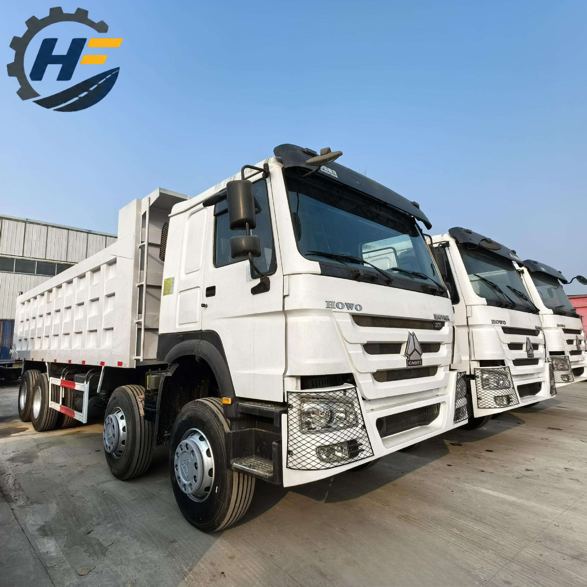 Sinotruk Howo TX Heavy Truck 440HP 8x4 6,5 m Benne U