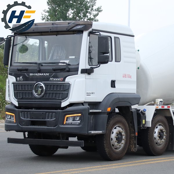 Camion malaxeur à béton Shacman 8x4