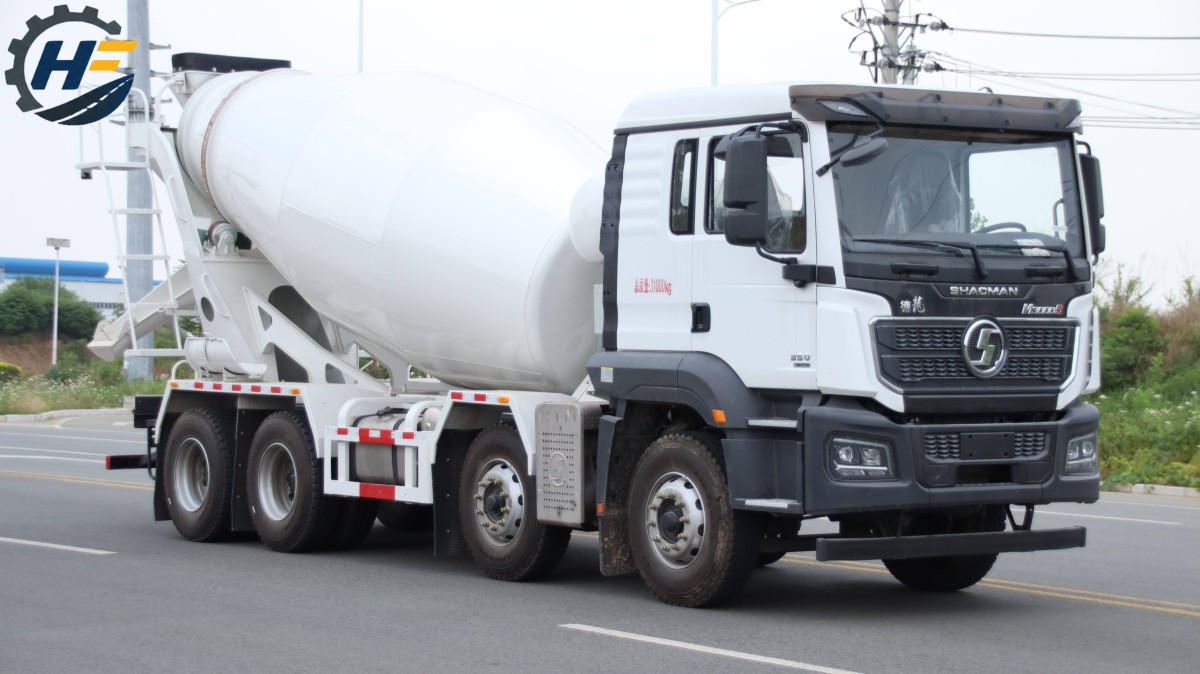 Camion malaxeur à béton Shacman 8x4