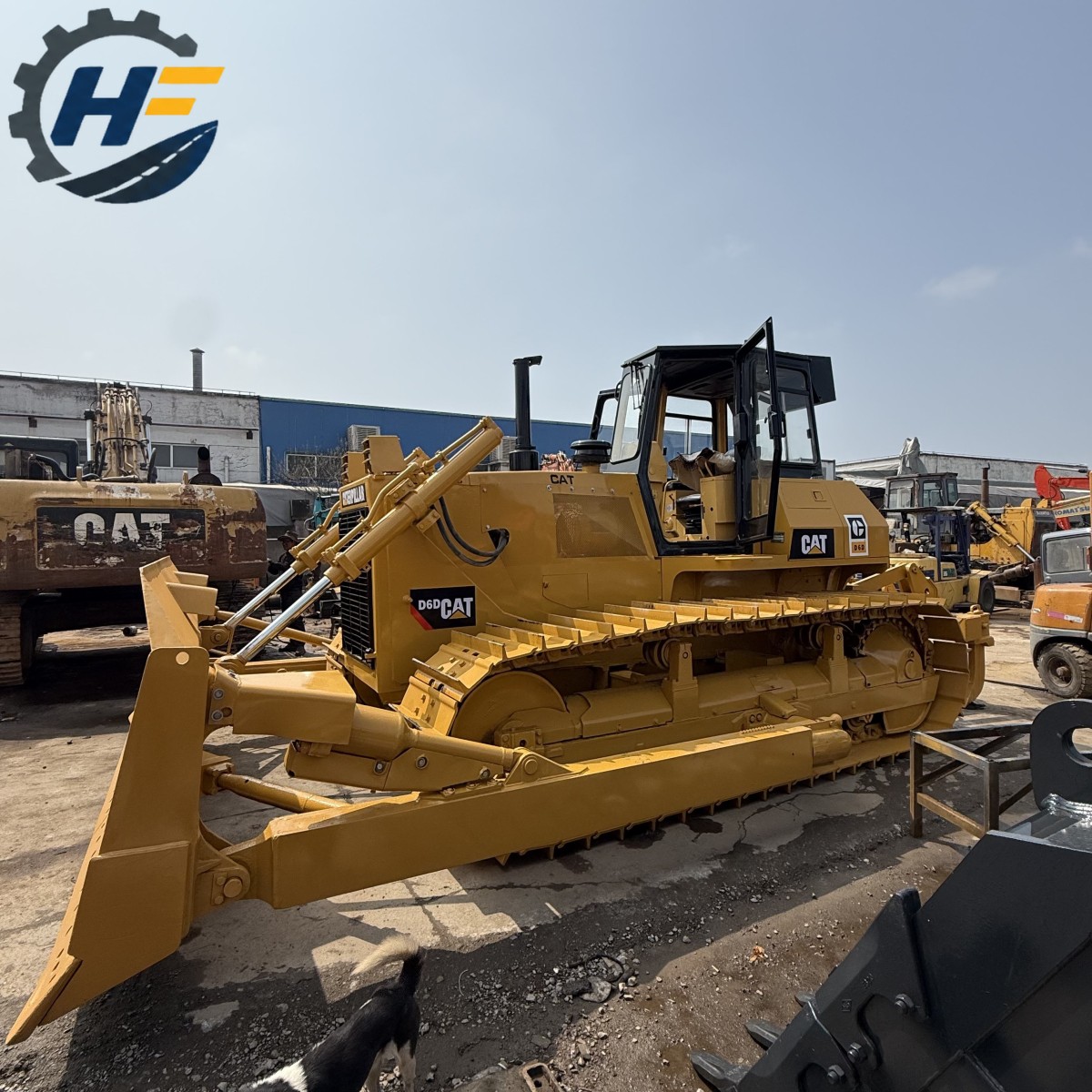 Bulldozer chenillé Caterpillar CAT