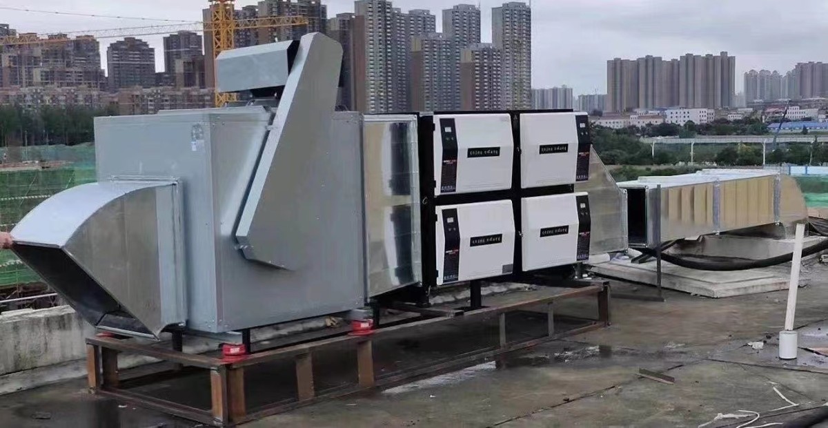 油烟净化器工程 Small, medium, and large catering have different purification efficiency requirements, and Jin Jieli can accurately match them for you
