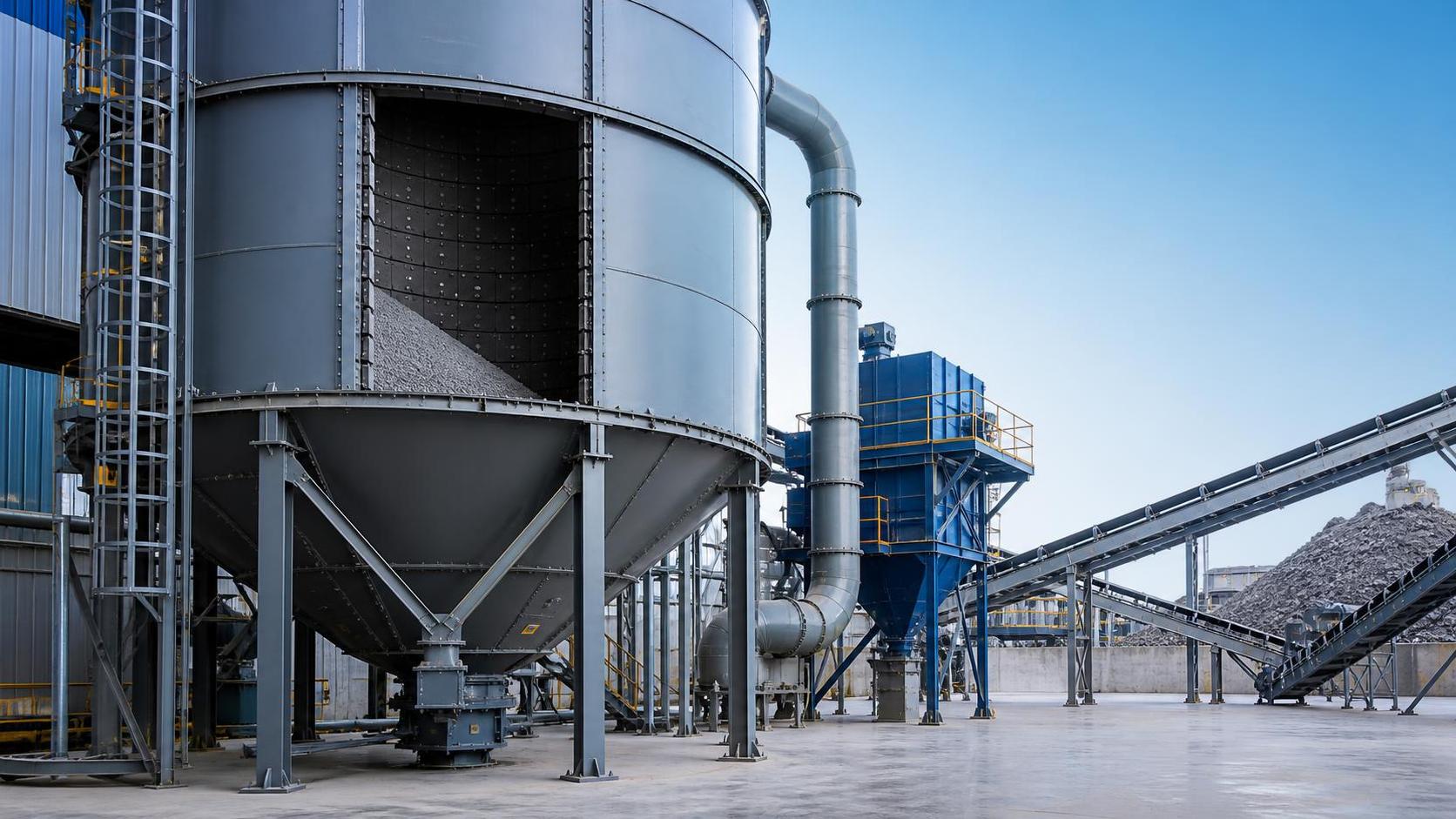 Cómo elegir tanques de almacenamiento de productos secos a granel para materiales abrasivos y de alto desgaste