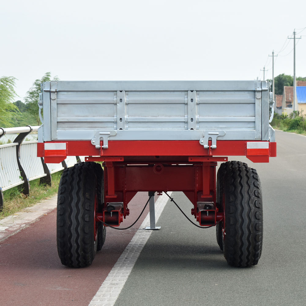 四轮驱动农用拖车