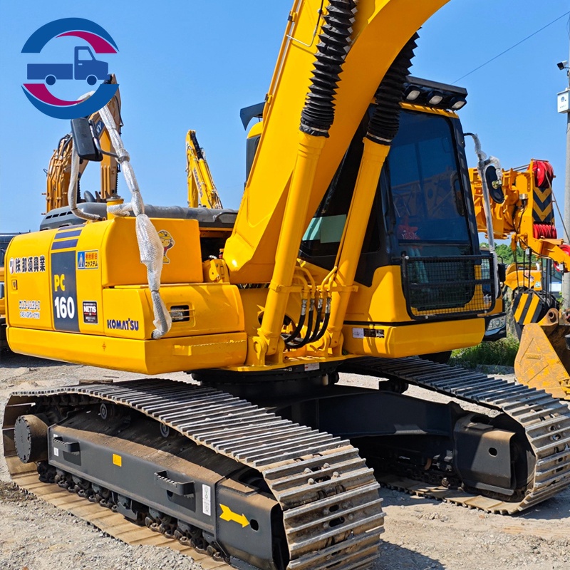 Utilisation d’une excavatrice Komatsu PC160LC d’occasion