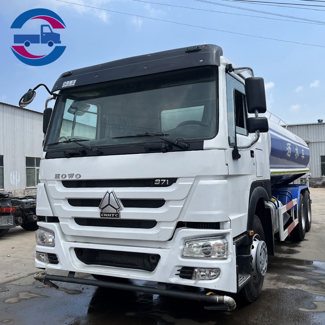 Howo 371 20CBM Camion-citerne à eau