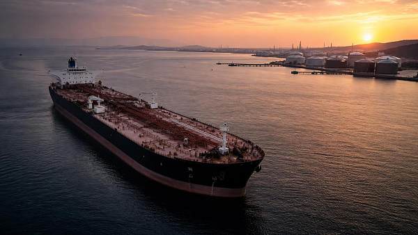 Trump Declares Strait of Hormuz a U.S.-Controlled Zone; Iran Rejects Terms and Halts Truce Extension