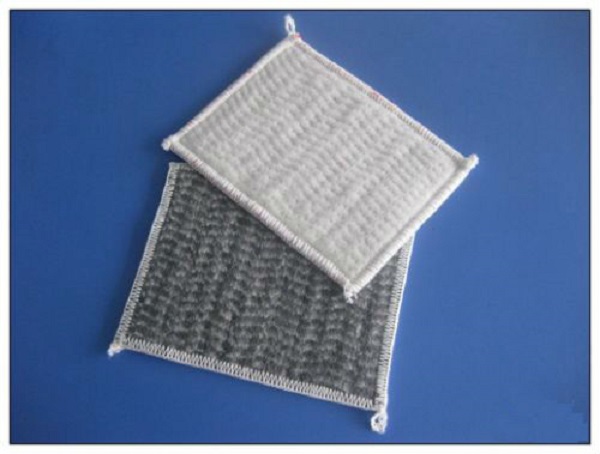 Clay Geosynthetic Barriers