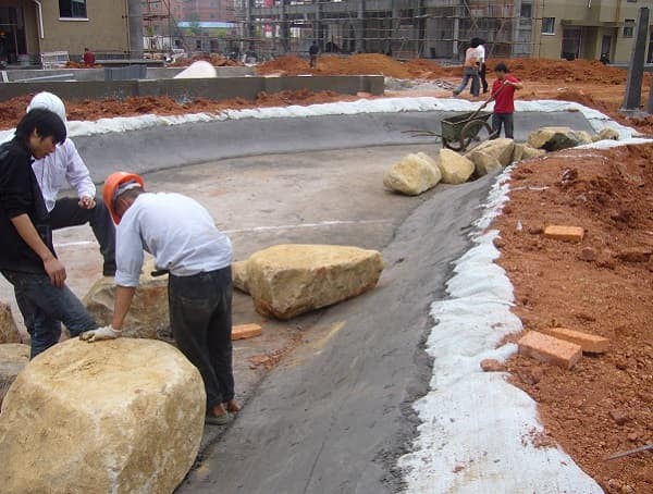 bentonite clay liner in artificial lake waterproofing application with concrete R Global Geomembrane Market on Track for USD 5.2 Billion by 2031 as Containment Rules Tighten