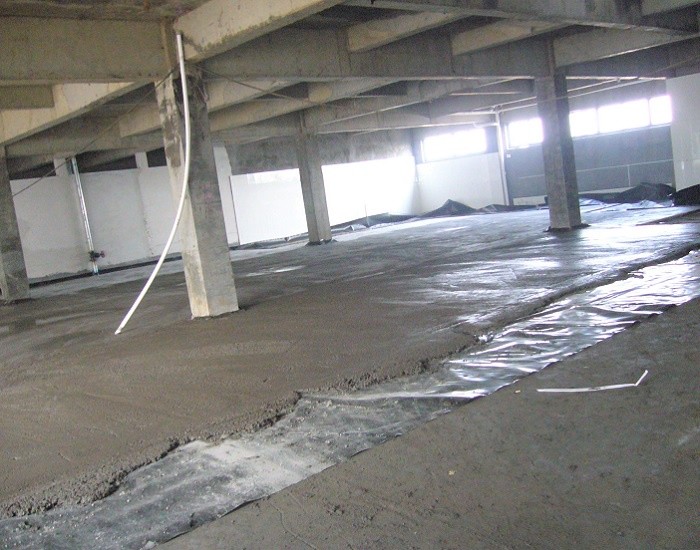 Polyethylene vapor barrier
