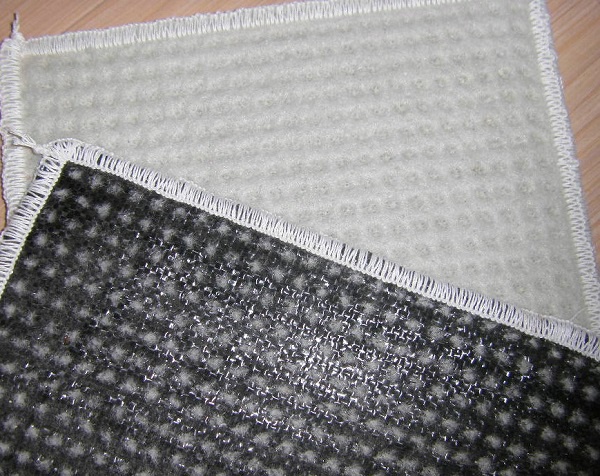 Geocomposite construction