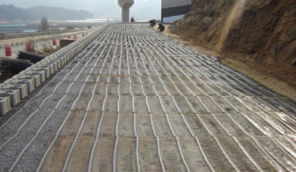 HDPE uniaxial geogrid for highway reinforcement application High density polyethylene Unigeogrid