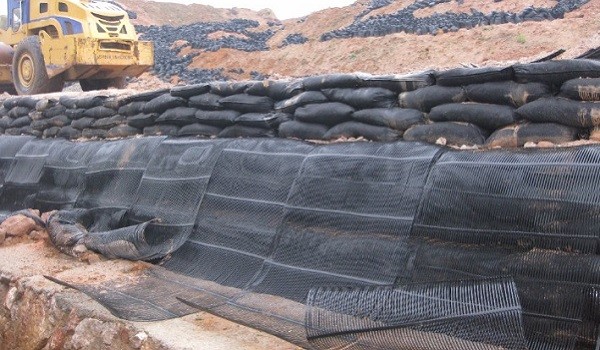 uniaxial geogrid used in slopes High density polyethylene Unigeogrid