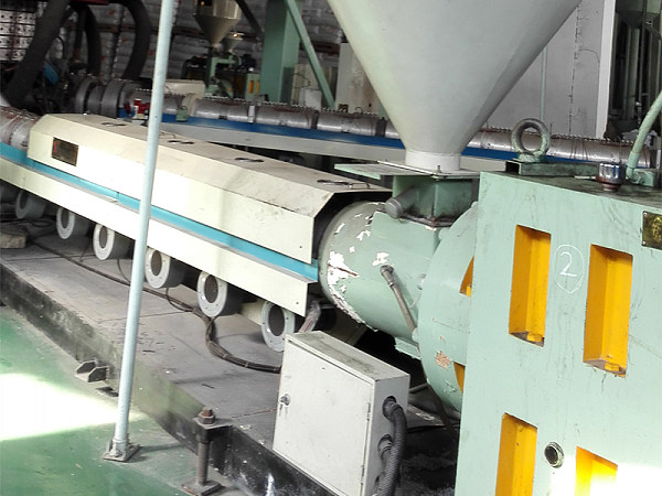 1_0001s_0001_plastic extruder N0.2