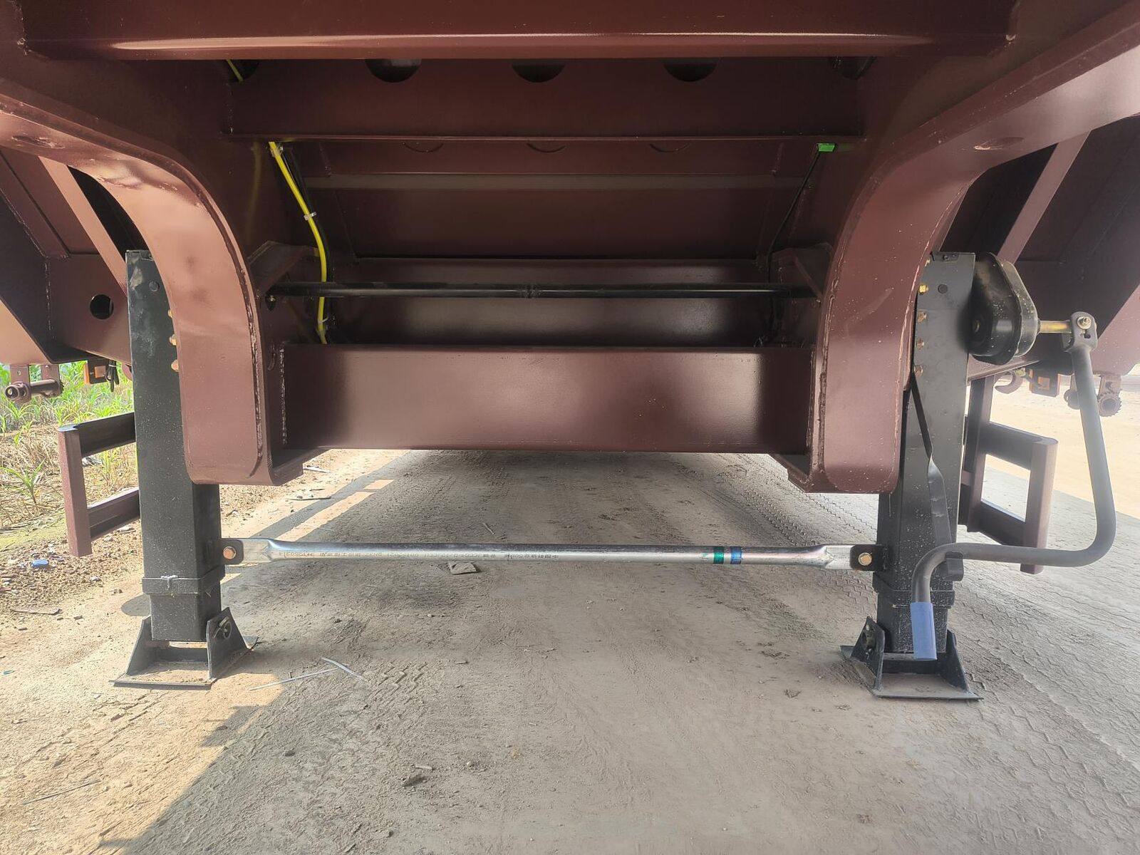6 Axle 120 Ton Lowbed Semi Trailer (2) 6 Axle 120 Ton Lowbed Semi Trailer (2)