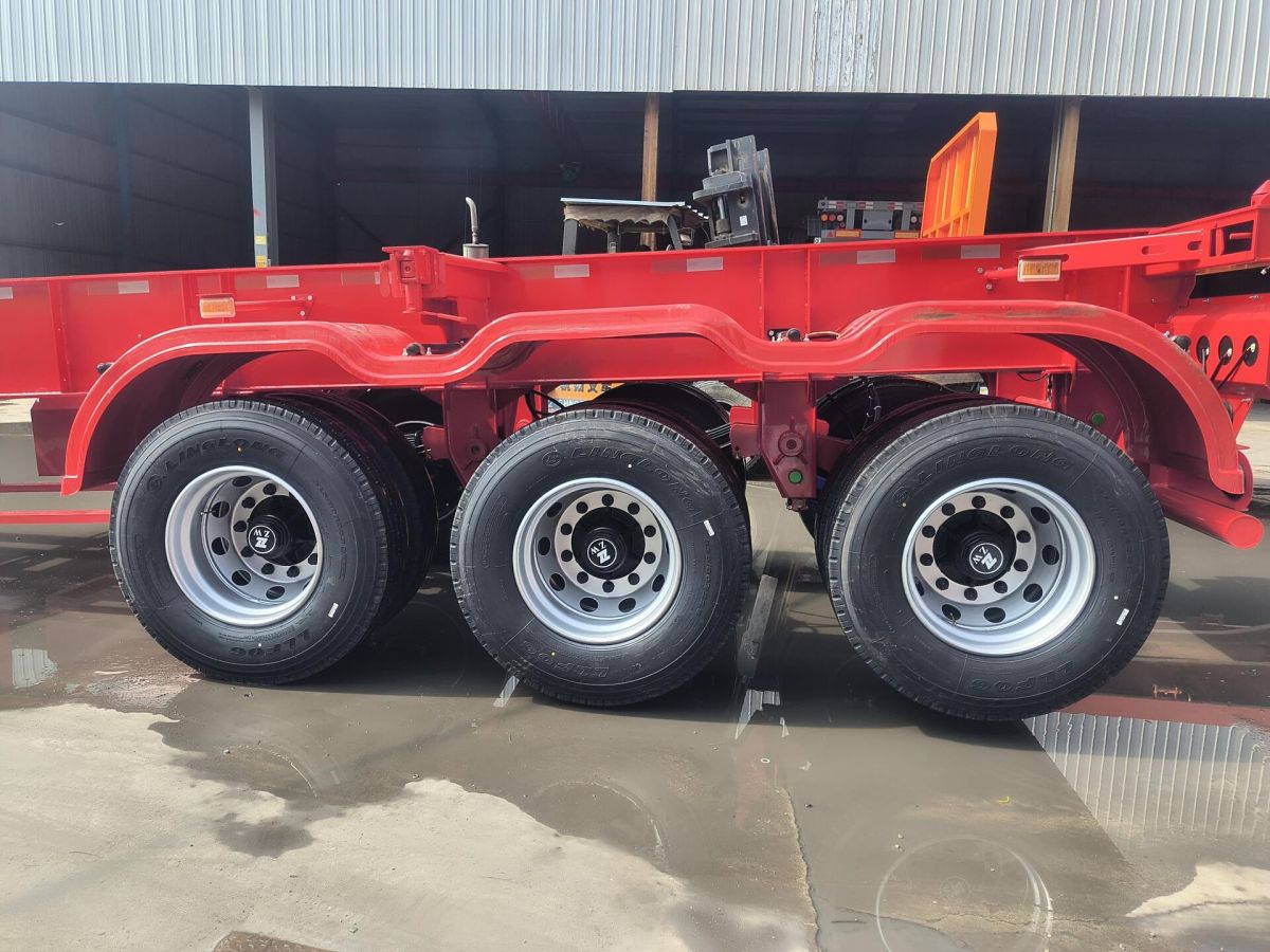 3 Axle Skeletal Semi Trailer (7) 3 Axle Skeletal Semi Trailer (7)