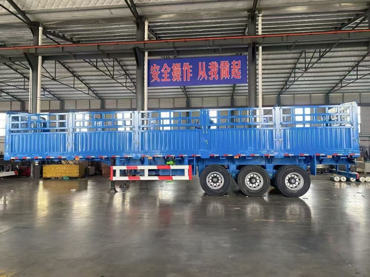 3 Axle Fence Semi Trailer (3)
