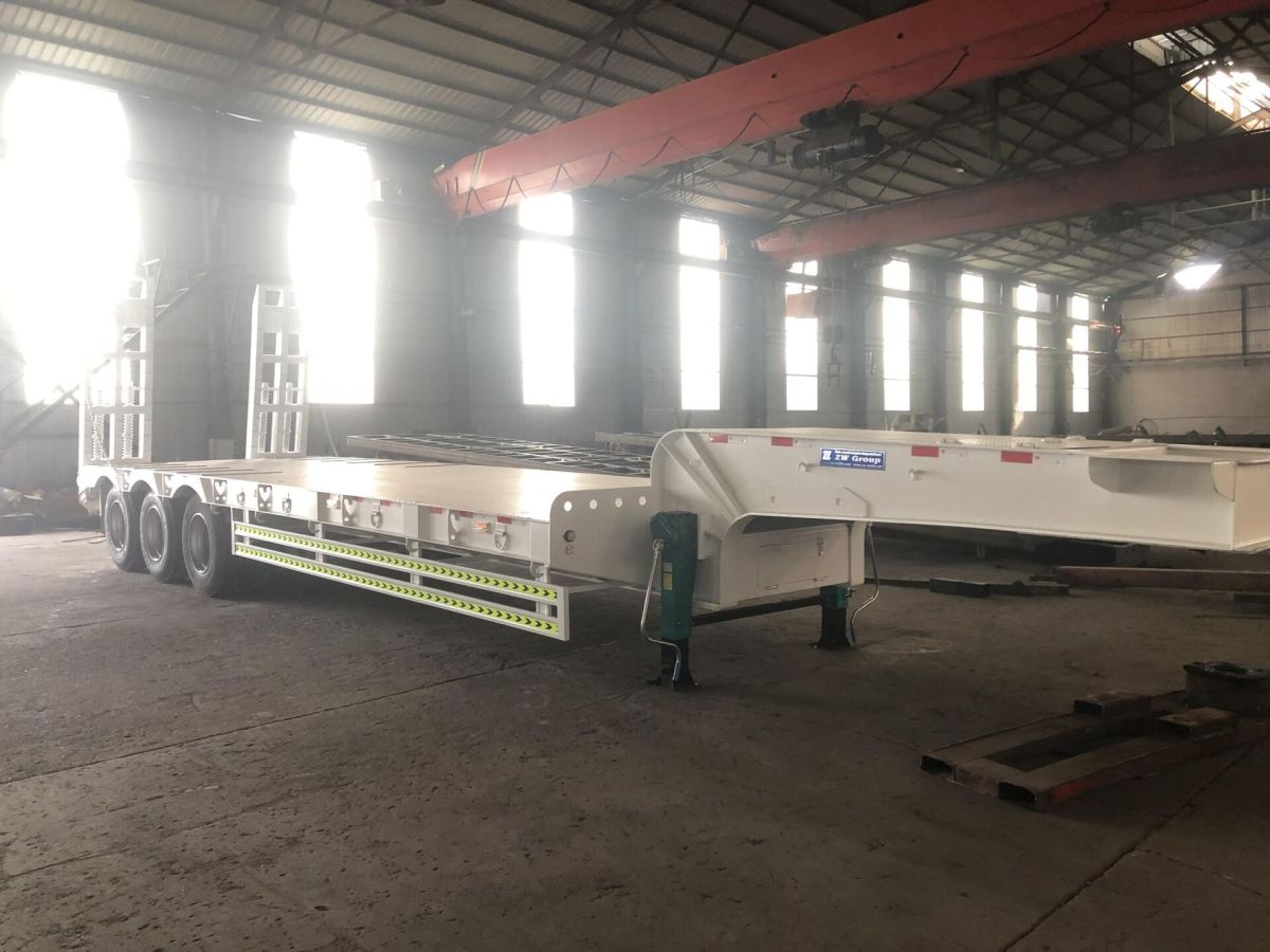 3 Axle 60 Ton Lowbed Trailer 3 Axle 60 Ton Lowbed Trailer