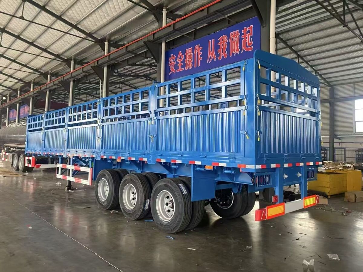 3 Axle Fence Semi Trailer