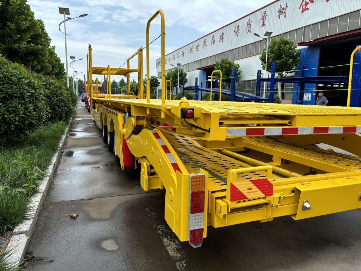 3 Axle Car Carrier Semi Trailer (1) 3 Axle Car Carrier Semi Trailer (1)
