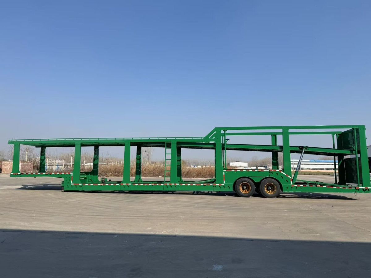20.5M 8-Car Carrier Trailer 20.5M 8-Car Carrier Trailer