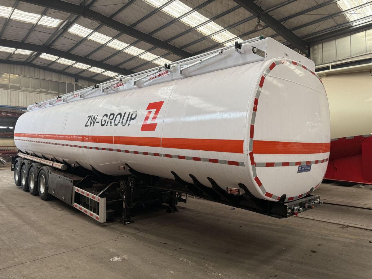 4 Axle Fuel Tank Trailer 4 Axle Fuel Tank Trailer
