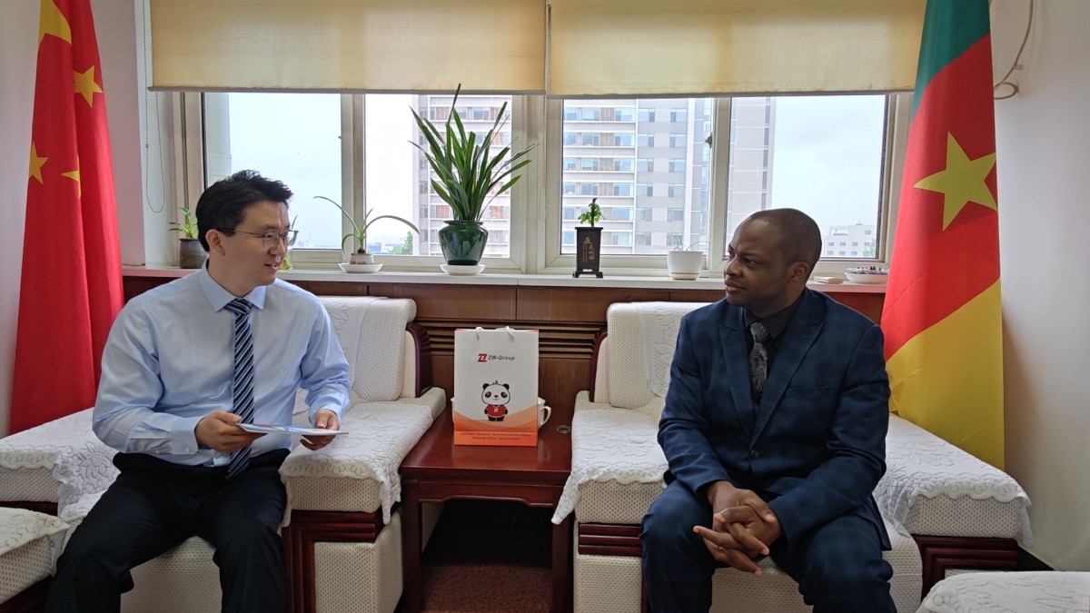 Camarões (4) O ZW Group Explora Soluções Estratégicas de Transporte com a Embaixada dos Camarões na China