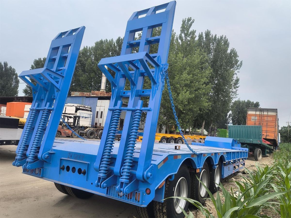 3 Axle Lowbed Semi Trailer