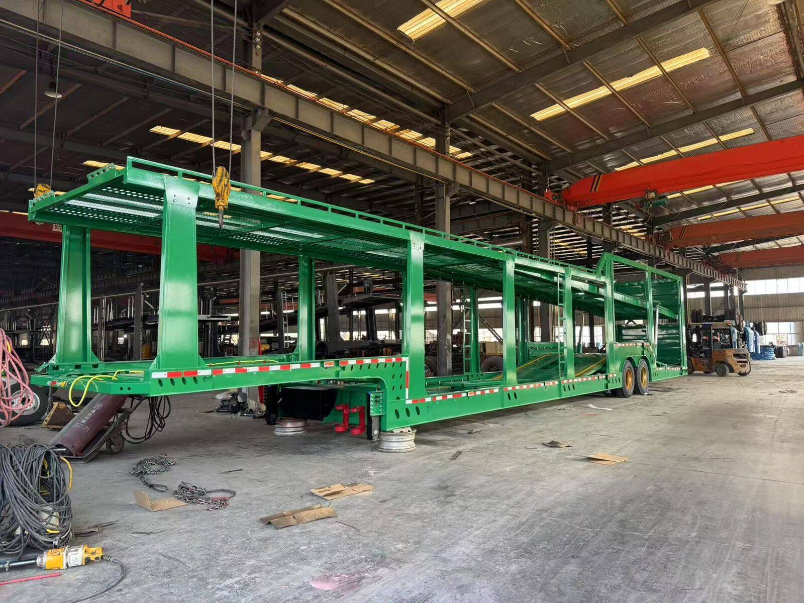 Remolque portavehículos para 8 coches de 20.5M