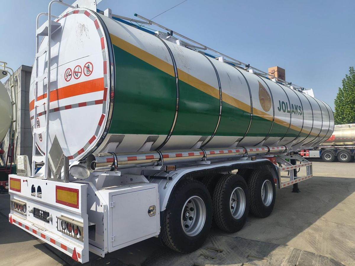 3 Axle Asphalt Tanker Semi Trailer 3 Axle Asphalt Tanker Semi Trailer