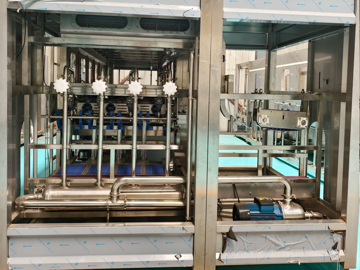 5加仑3-3 Surging Global Demand | Next-Gen 5-Gallon Bottled Water Line: High-Pressure Cleaning Meets Precision Filling