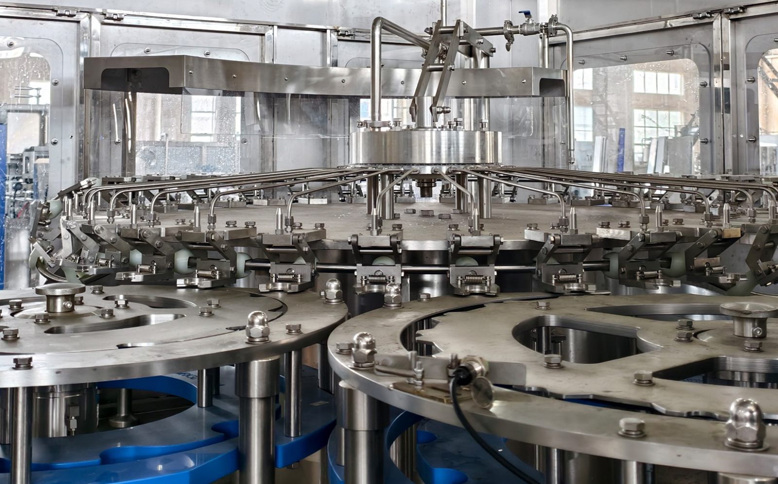 Carbonated drink filling machine