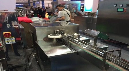 عرضت شركة يانغبانغ للآلات منتجاتها في معرض CIPM لعام 2016 في تشونغتشينغ
