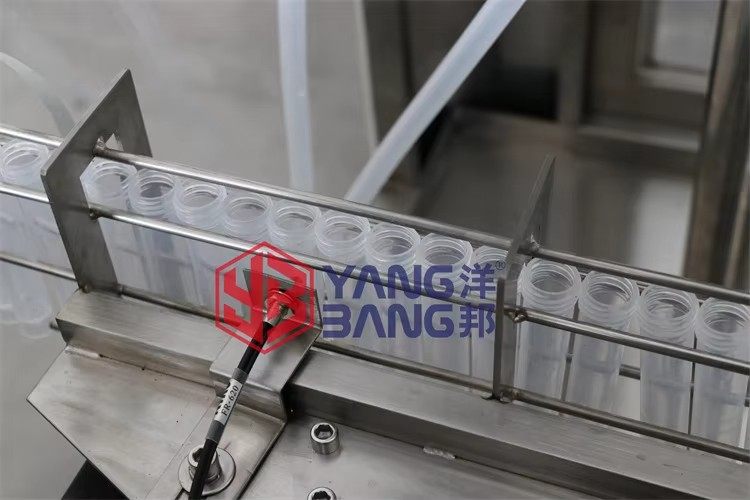 Ligne intelligente de pesage et de remplissage de vernis à ongles en gel YB-Y2, semi-automatique à 2 têtes, pour poudres et liquides, pour flacons en verre, haute précision