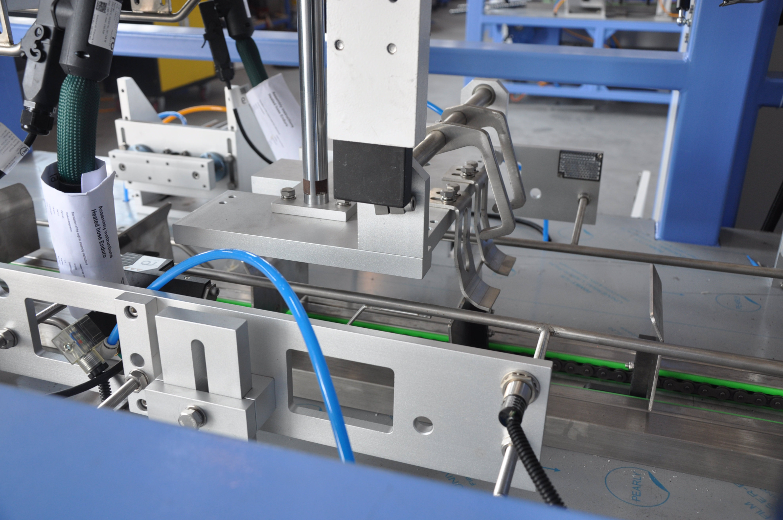 Encaisseuse automatique à enveloppement total YB-YZX, machine d’encaissage en carton monobloc pour ligne de production de boissons et de conserves