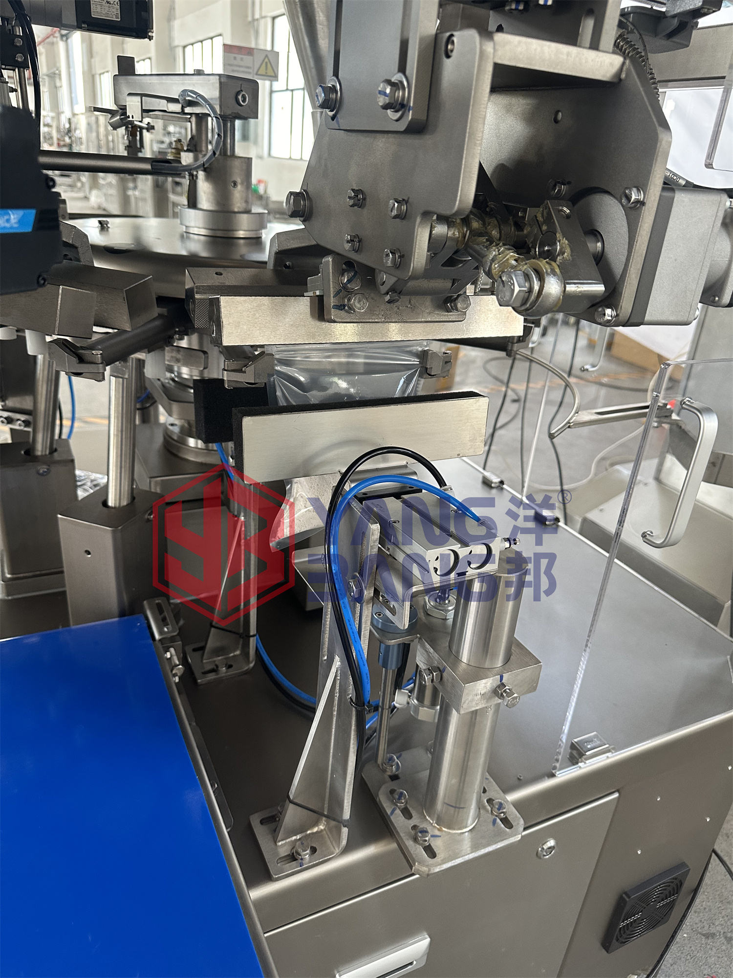 YB-GD210K-08 Máquina automática multifunción de pesaje y envasado en bolsas doypack de granos de café y bolsas de té con cierre zip