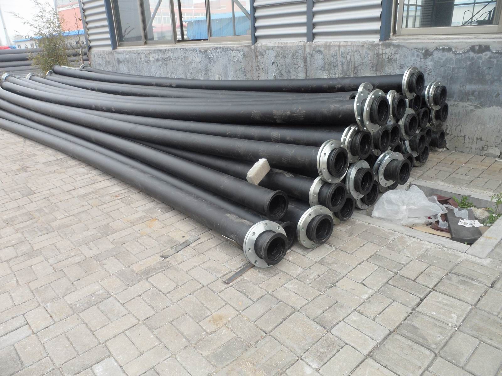 Plastic Water Tanks: Which Material and Wall Thickness Last Longer