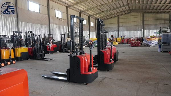 1.5 Ton Electric Walkie Stacker – 3.5m Lift Height | CDD1535