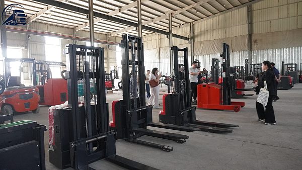 2 Ton Electric Walkie Stacker – 2m Lift Height | CDD0202