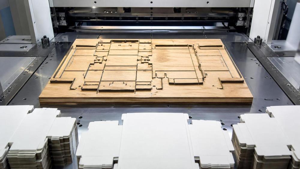 How to Choose Laser Cut Steel Rule Dies for Clean Carton Cuts