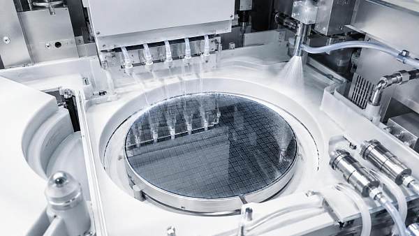Selecting Low Residue Semiconductor Wafer Cleaners for Critical Processes