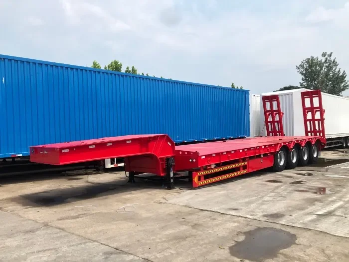 Semi-remorque surbaissée pour camion