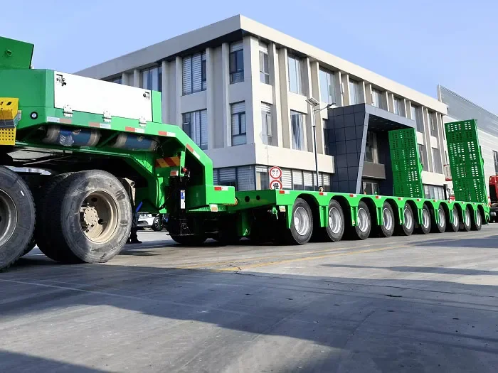 Remorque porte-engins surbaissée extensible de 16 m, 10 essieux, 150 t