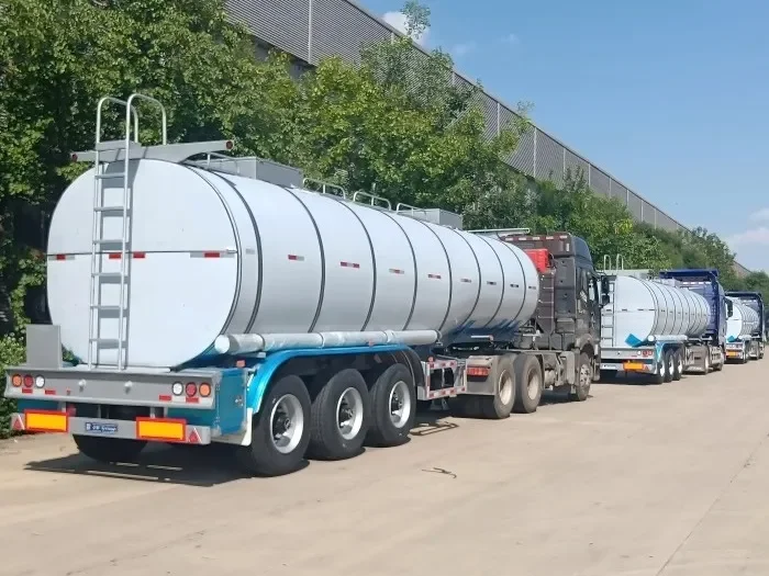 Semirremolque cisterna para productos químicos de 45.000 litros
