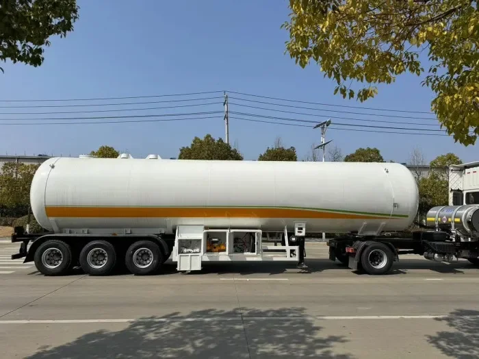 Semirremolque cisterna de gas GLP de 3 ejes económico