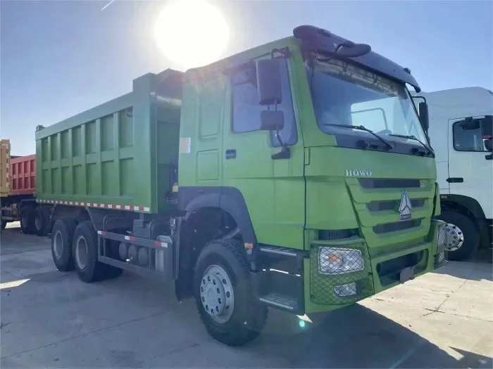 Camion-benne HOWO 6x4 400 à prix bas à vendre